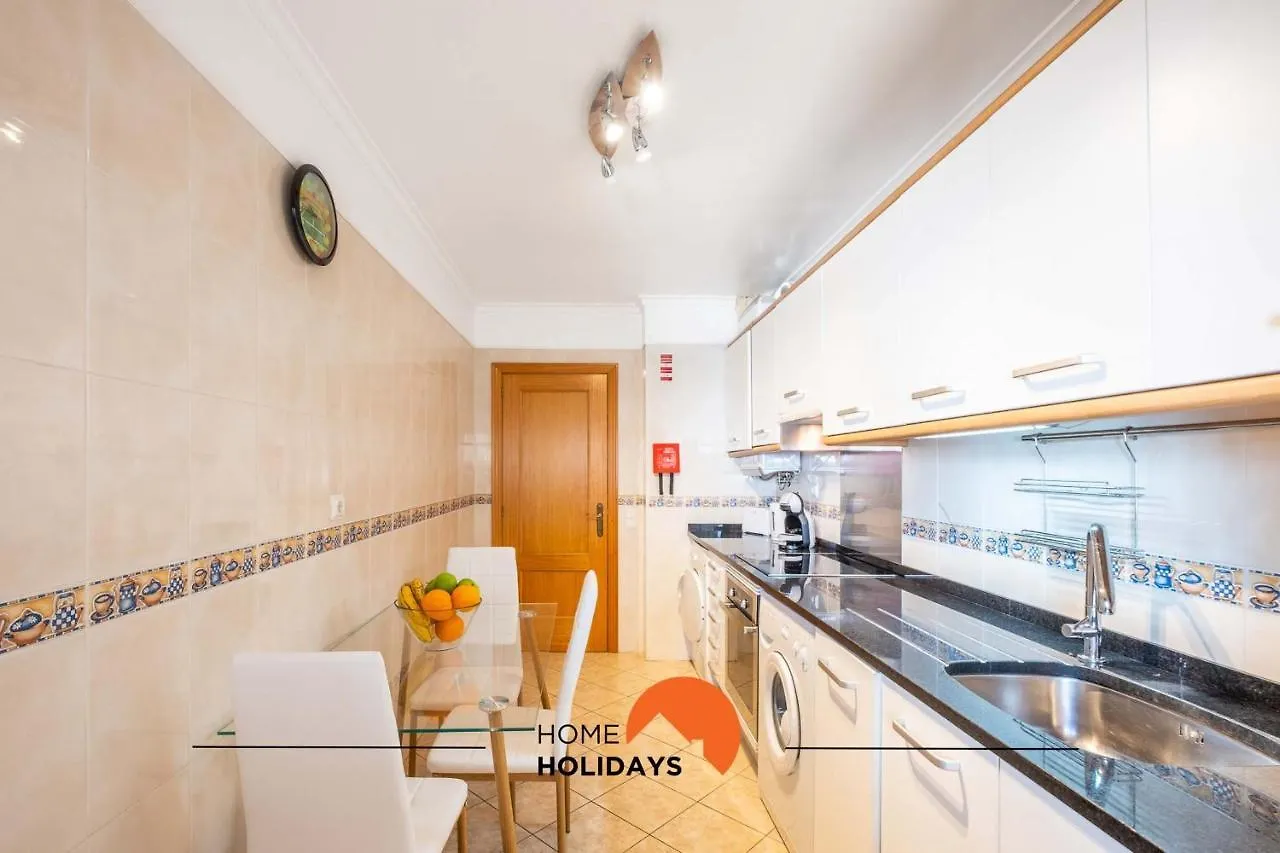 #091 Spacious & Cozy Flat Oldtown 5M Beach Albufeira Apartment
