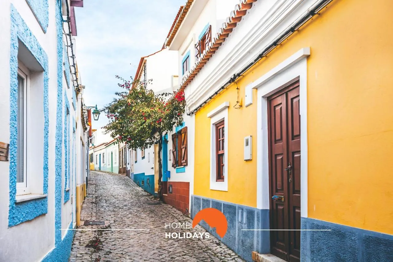 #091 Spacious & Cozy Flat Oldtown 5M Beach Albufeira 0*,  Portugal